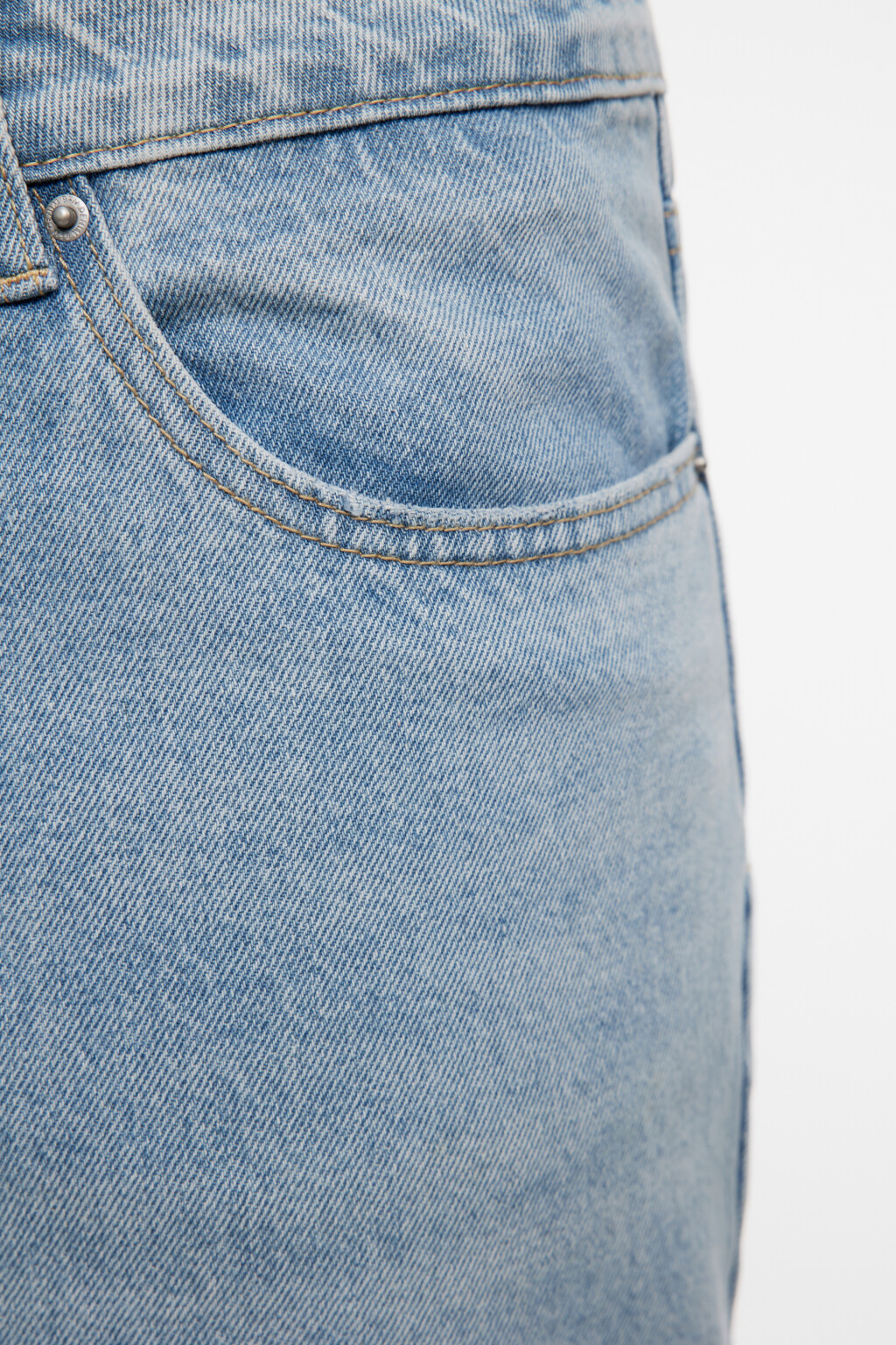 Джинсы slim зауженные укороченные со средней посадкой - цвет голубой - 6