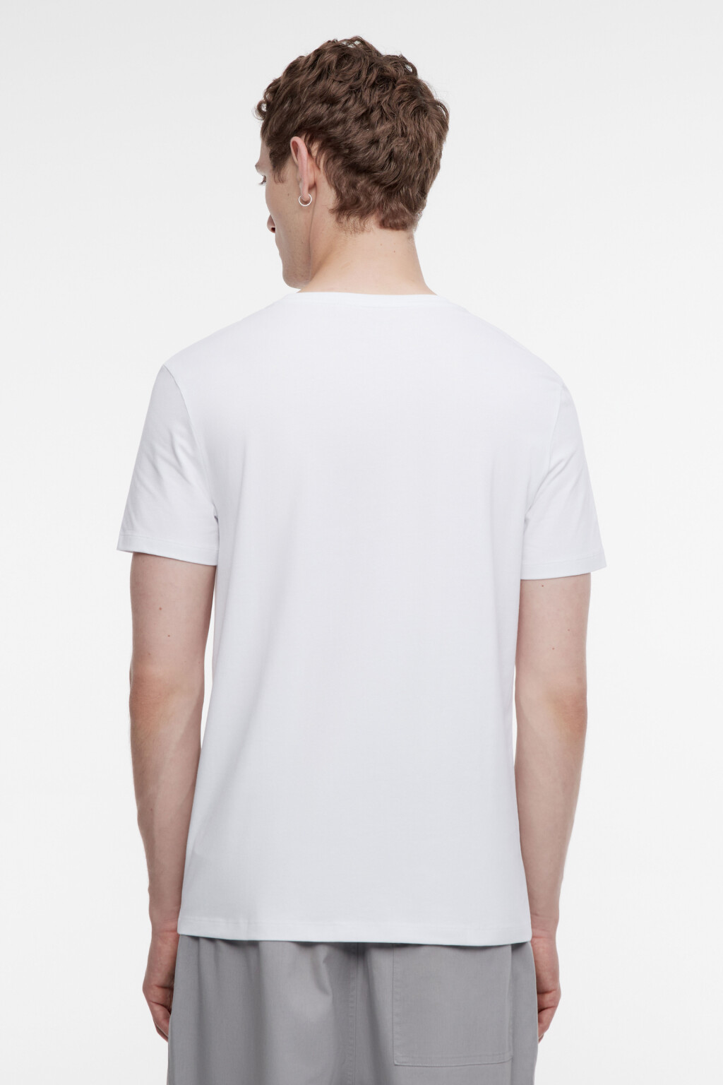 Футболка хлопковая в базовых цветах - цвет белый - 3