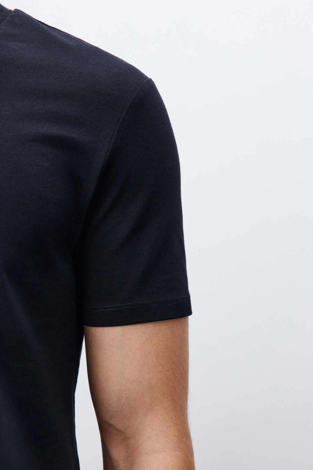 Футболка облегающая базовая - цвет черный - 6