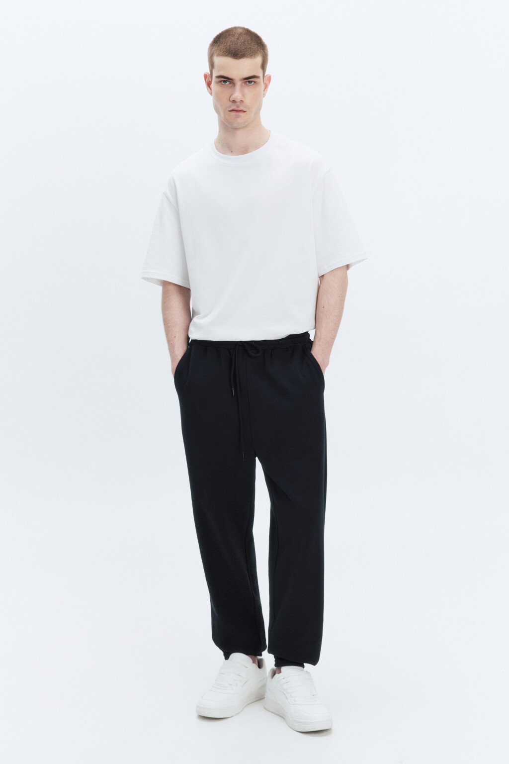 Брюки-джоггеры трикотажные без утепления - цвет черный - 4