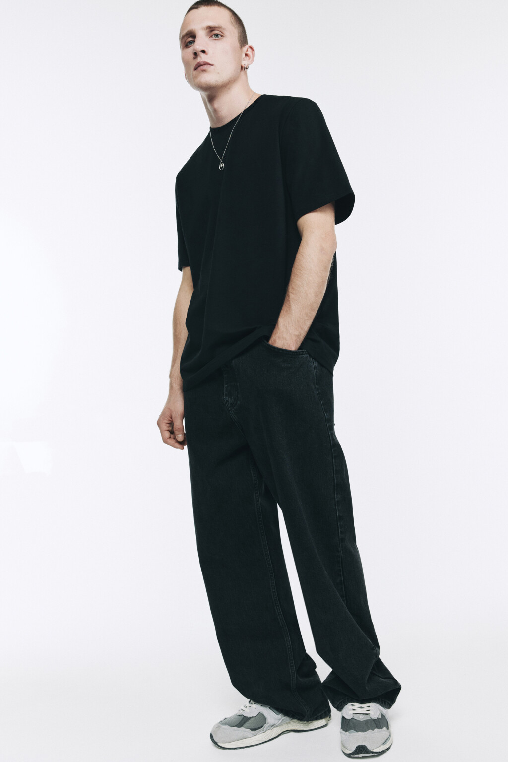 Футболка хлопковая базовая - цвет черный - 1