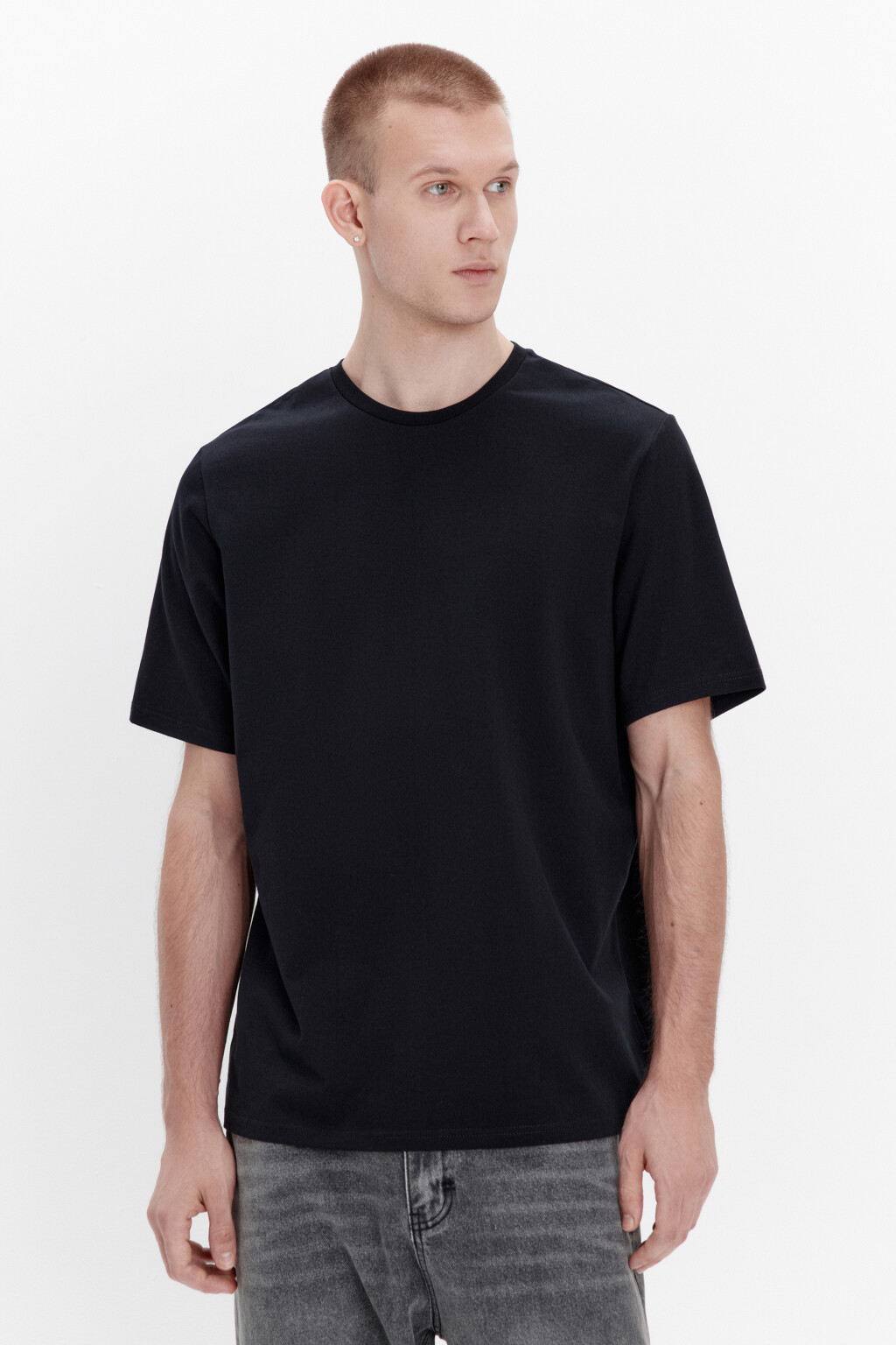 Футболка хлопковая базовая - цвет черный - 2