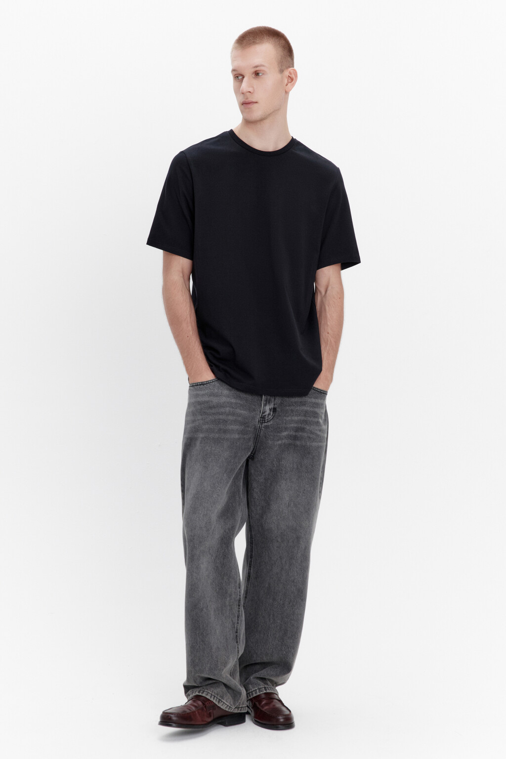 Футболка хлопковая базовая - цвет черный - 4
