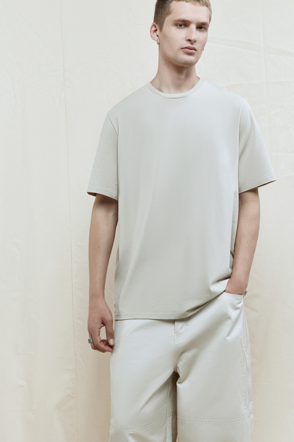 Футболка хлопковая базовая - цвет бежевый - 1