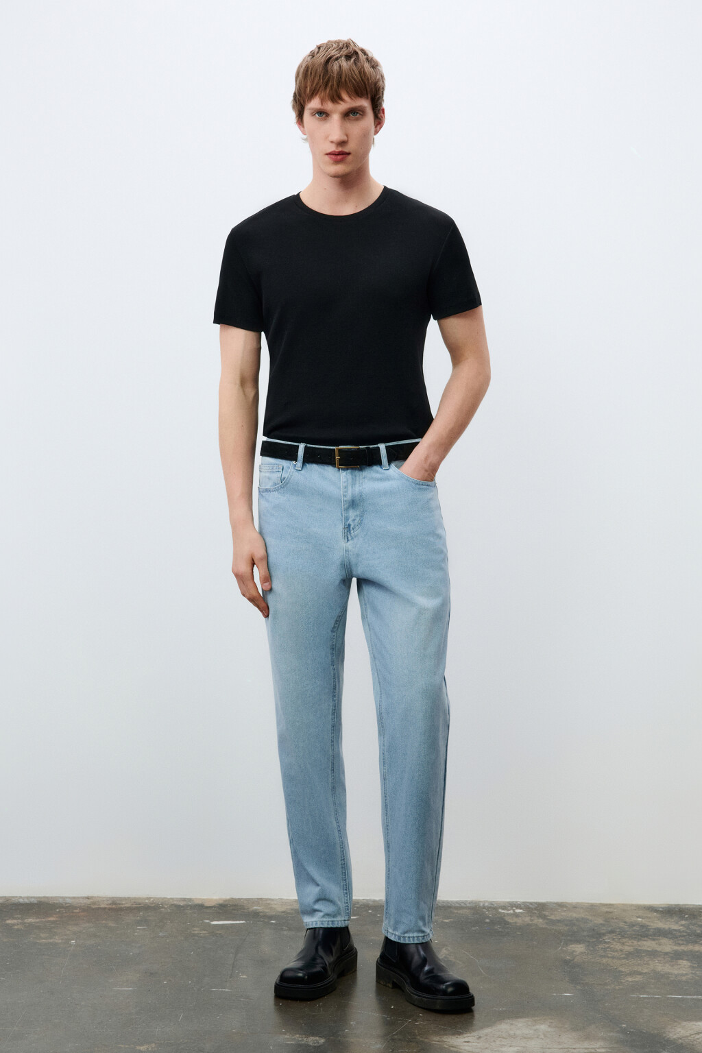 Джинсы зауженные базовые - цвет голубой - 4