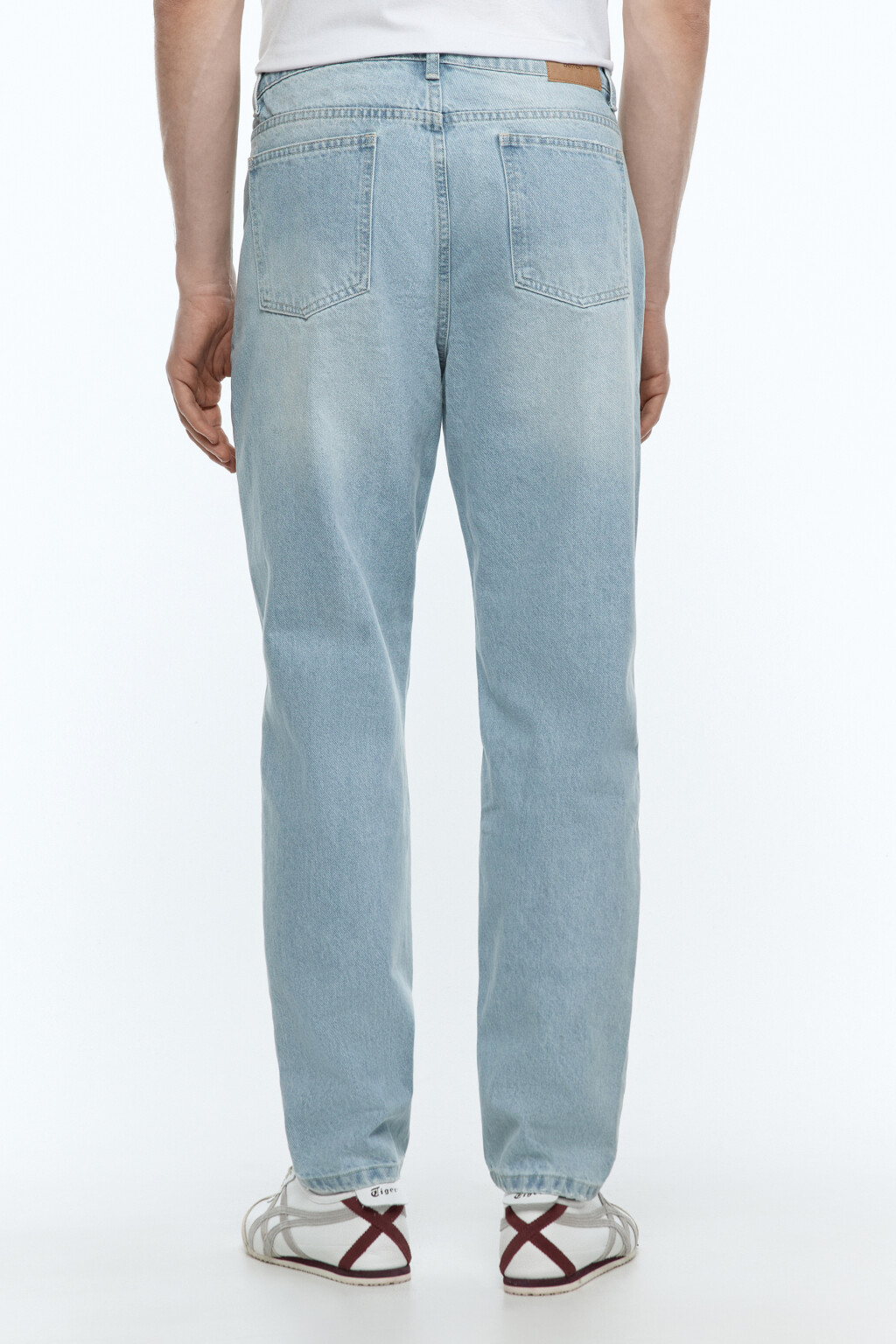 Джинсы зауженные базовые со средней посадкой - цвет голубой - 4