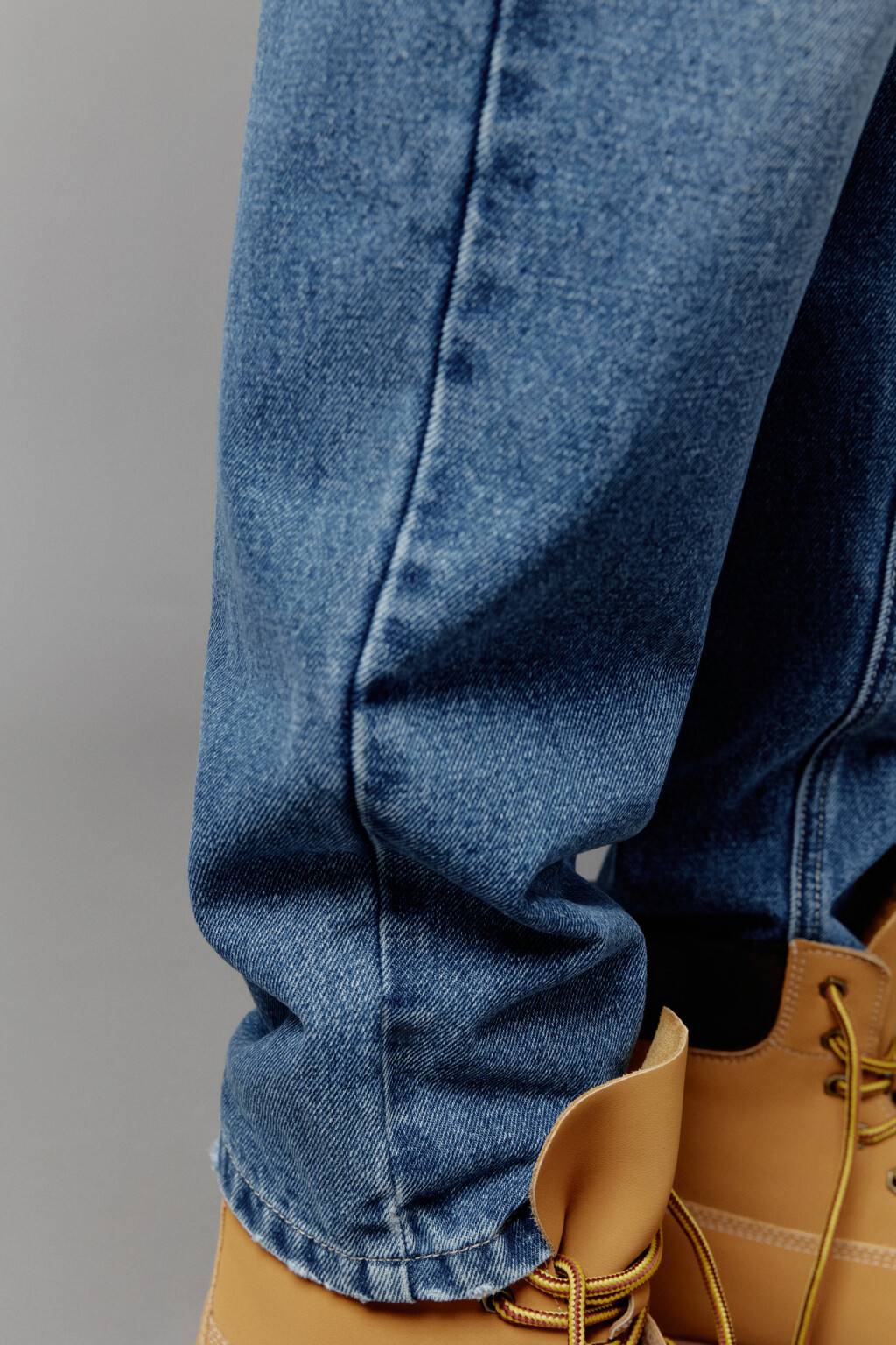 Джинсы tapered fit зауженные - цвет голубой - 6