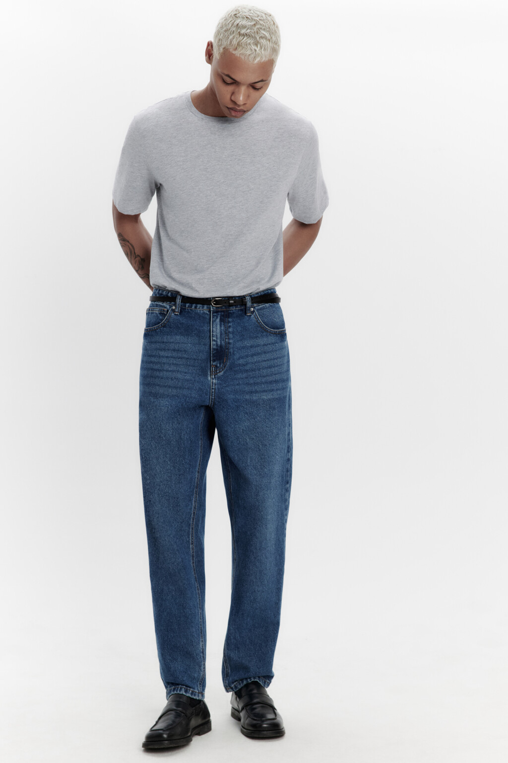 Джинсы зауженные со средней посадкой - цвет голубой - 1