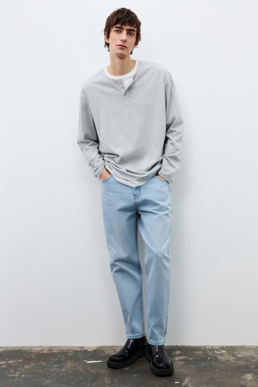 Джинсы зауженные базовые - цвет голубой - 1