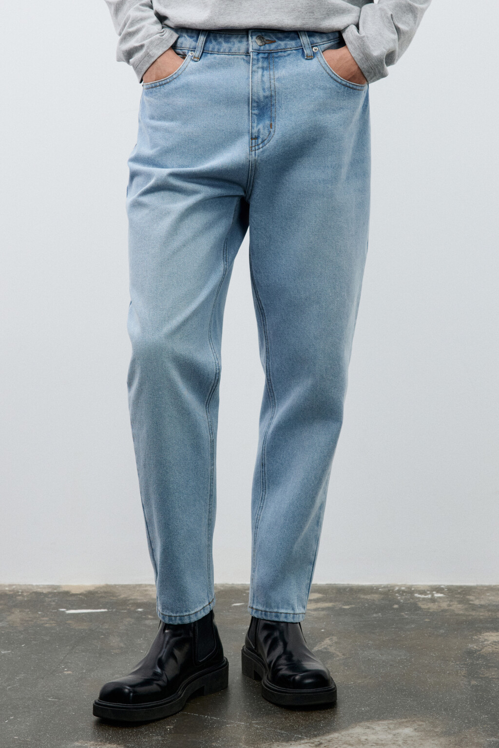 Джинсы зауженные базовые - цвет голубой - 2