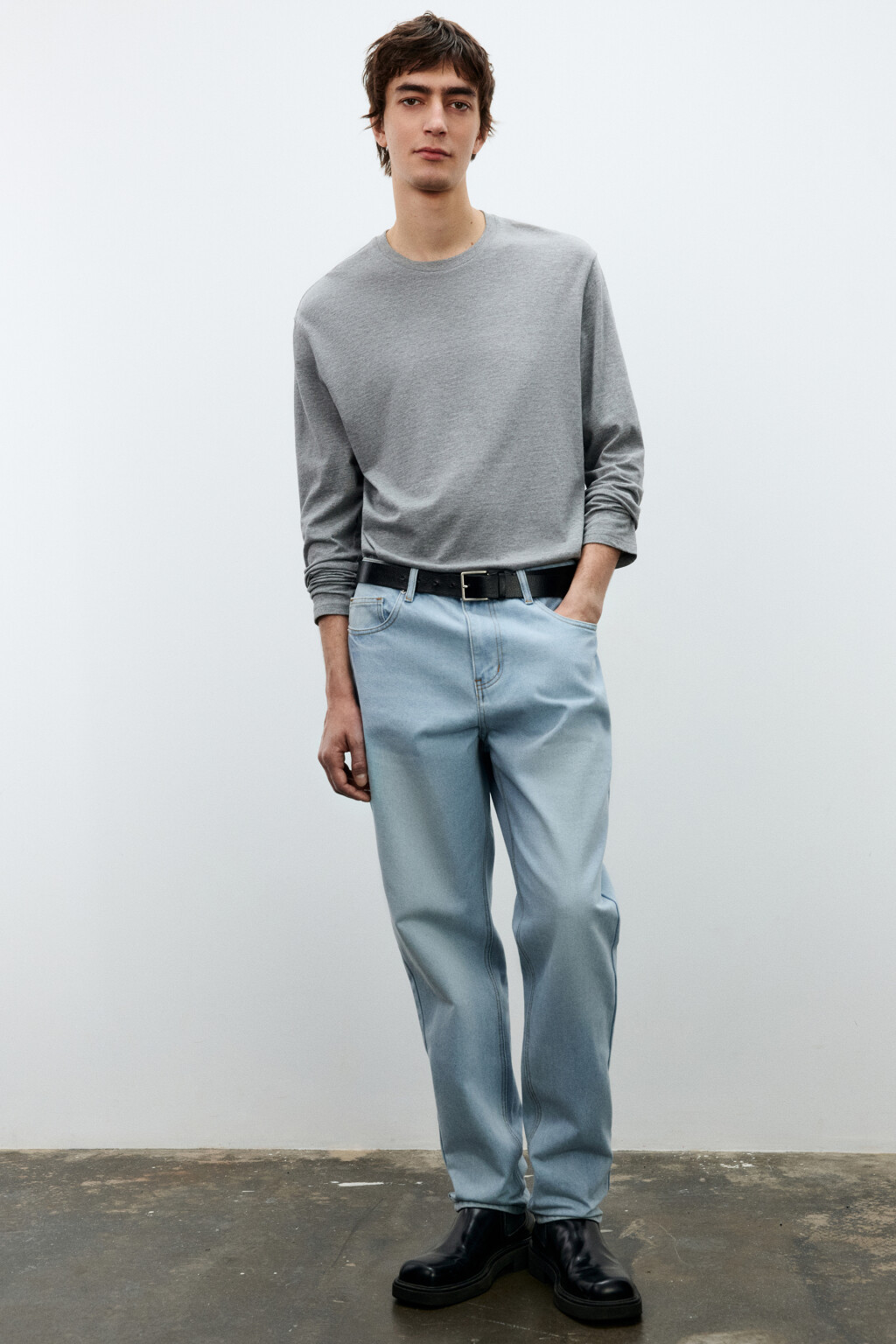 Джинсы зауженные базовые - цвет голубой - 1