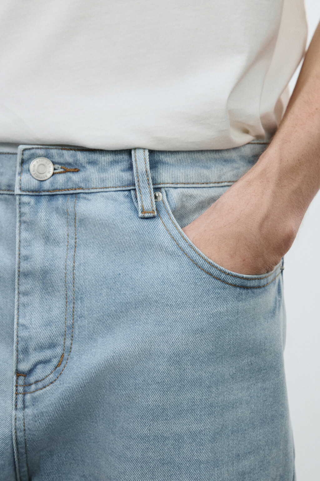 Джинсы зауженные базовые - цвет голубой - 8