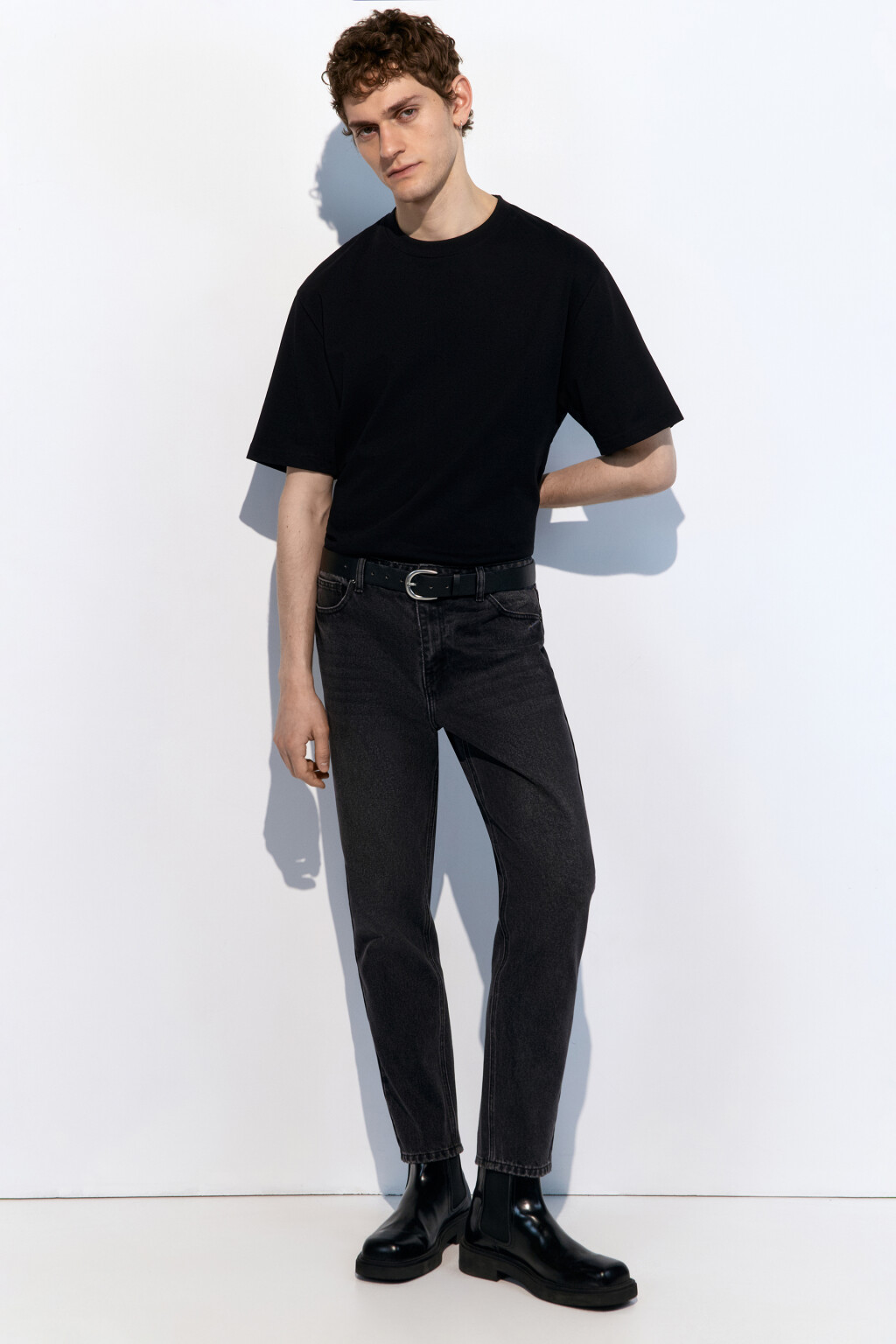 Джинсы tapered зауженные базовые - цвет серый - 1