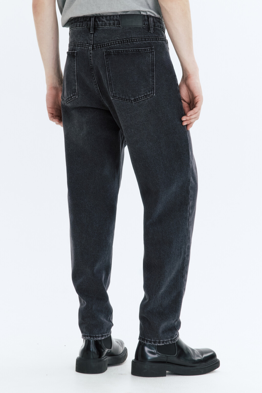 Джинсы tapered fit зауженные со средней посадкой - цвет серый - 5