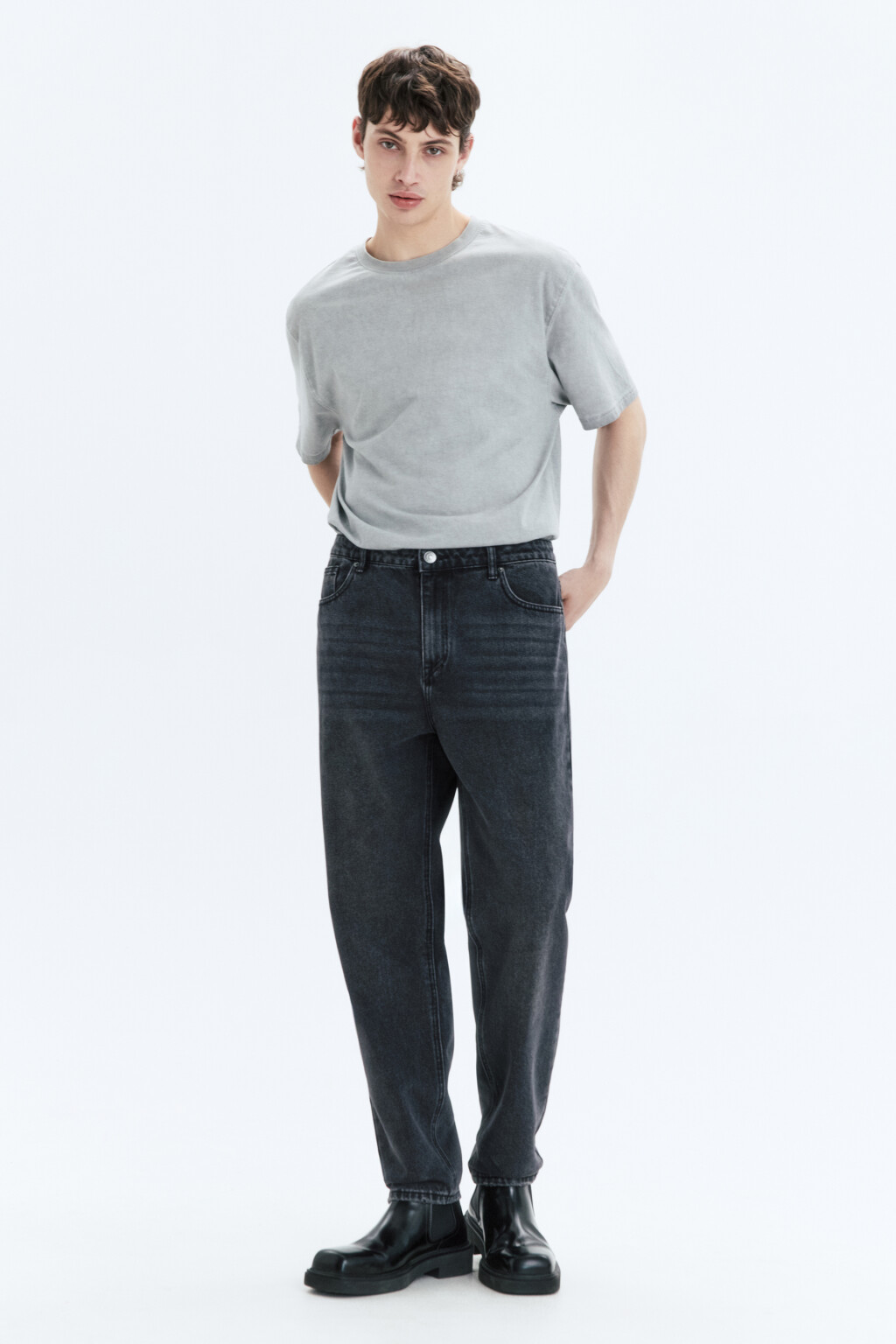 Джинсы tapered fit зауженные со средней посадкой - цвет серый - 1