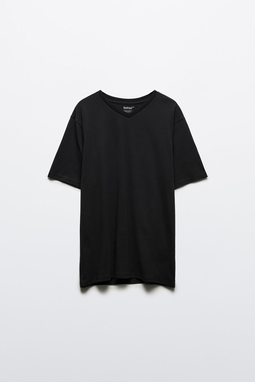 Футболка базовая с V-вырезом - цвет черный - 7