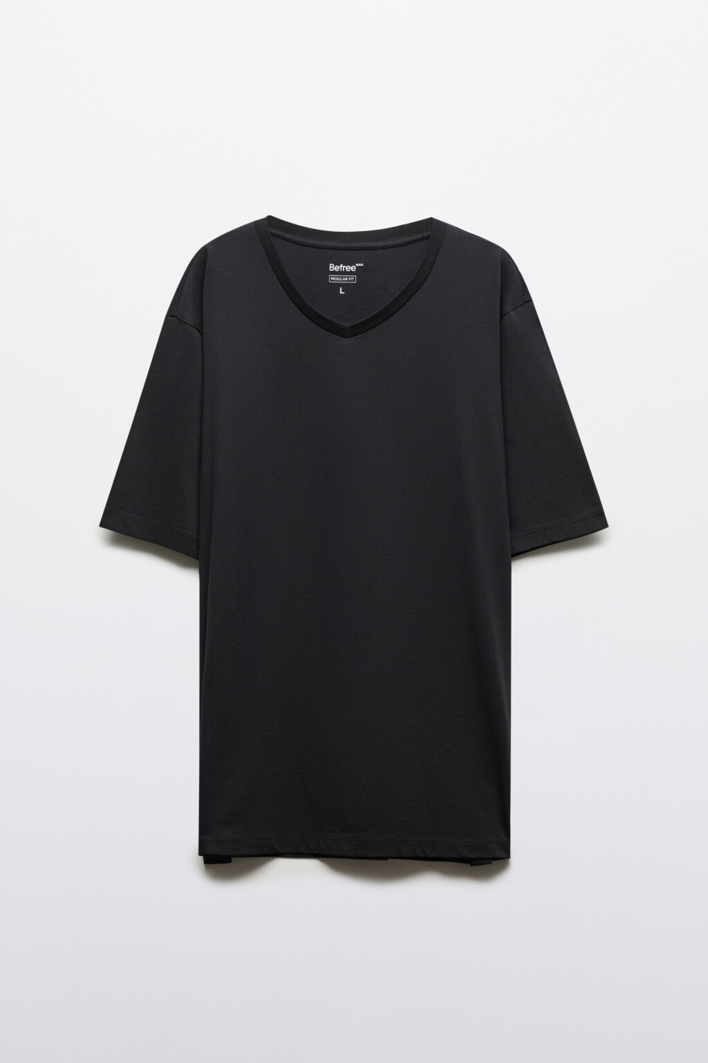 Футболка базовая с V-вырезом - цвет черный - 7