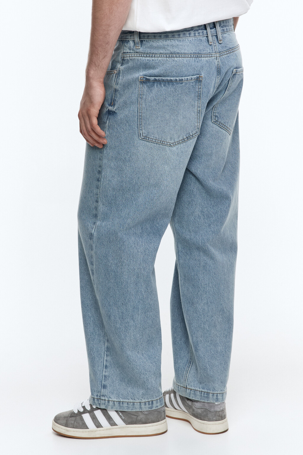 Джинсы широкие базовые - цвет голубой - 4