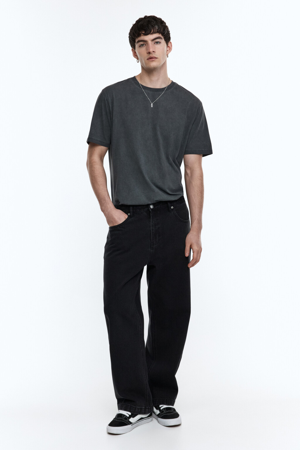 Джинсы широкие базовые - цвет черный - 4