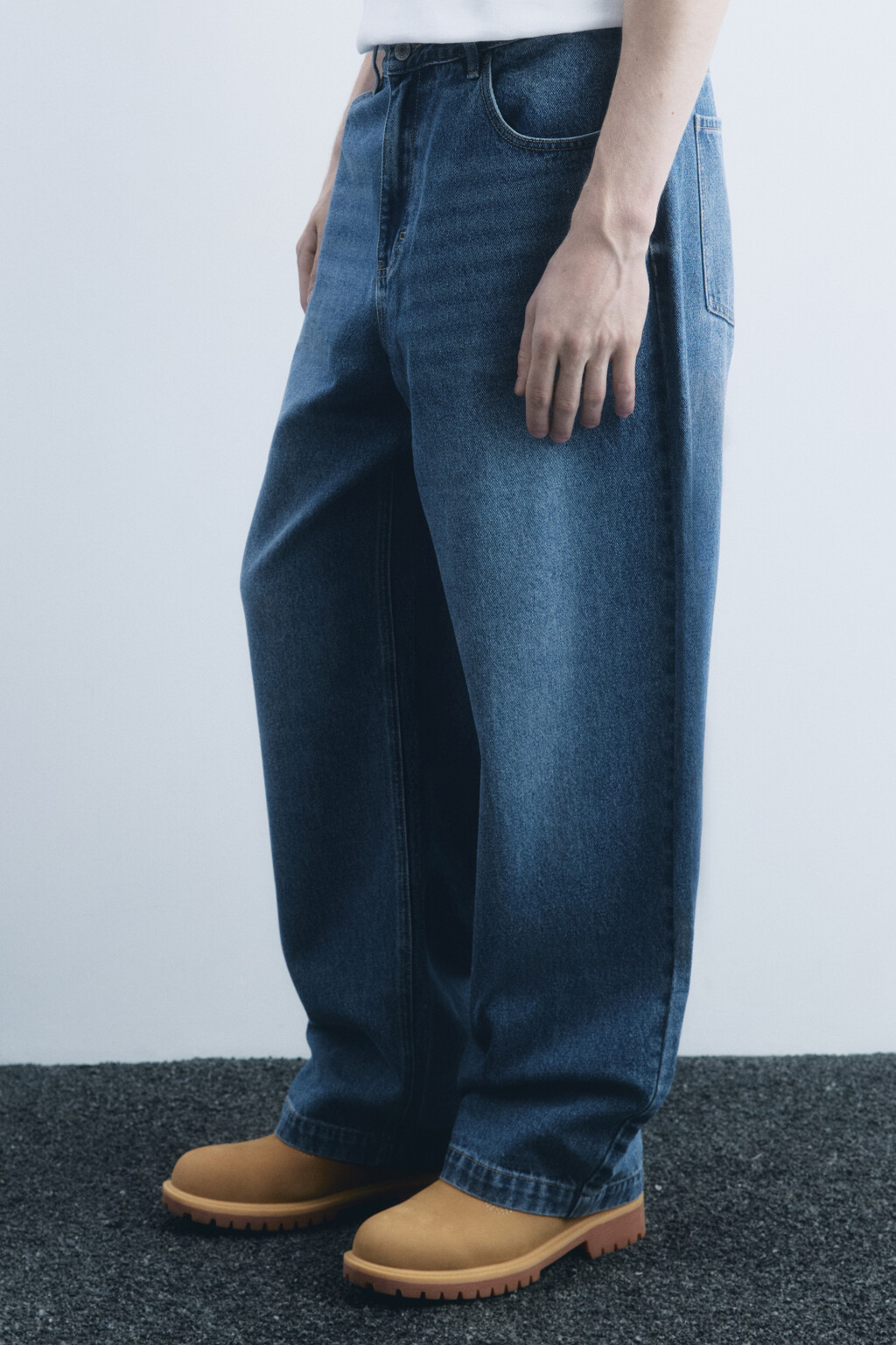 Джинсы широкие со средней посадкой - цвет голубой - 4