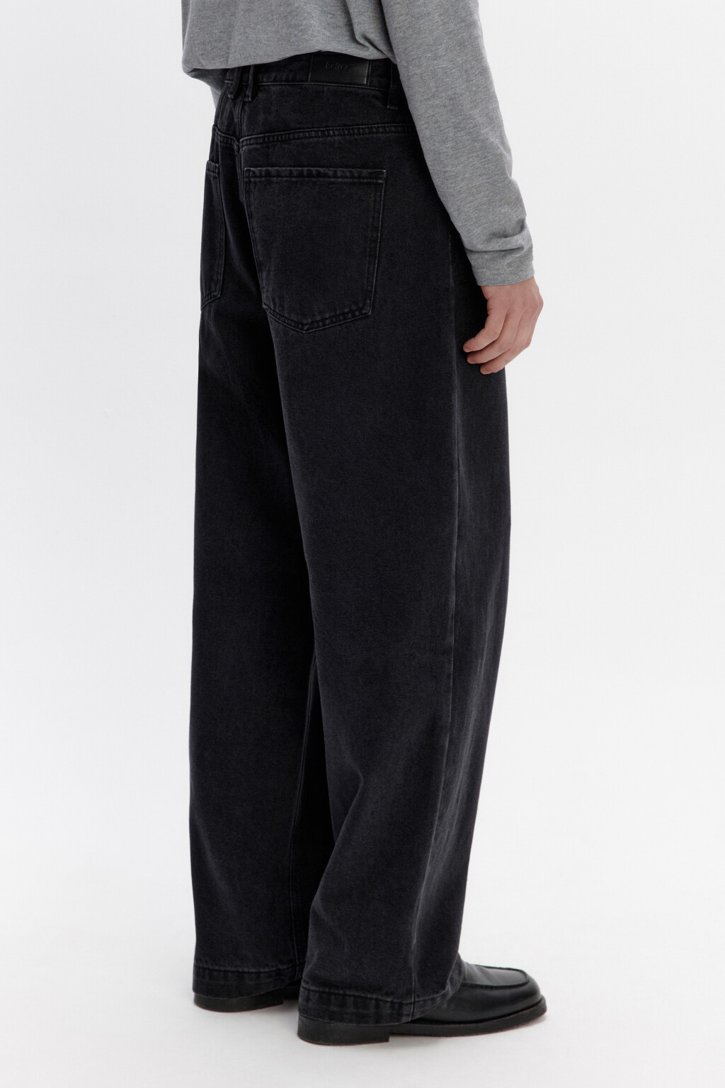 Джинсы широкие базовые со средней посадкой - цвет черный - 4
