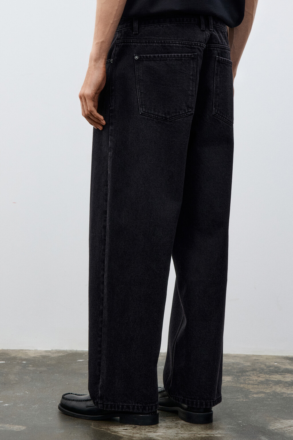 Джинсы wide leg широкие базовые - цвет черный - 3