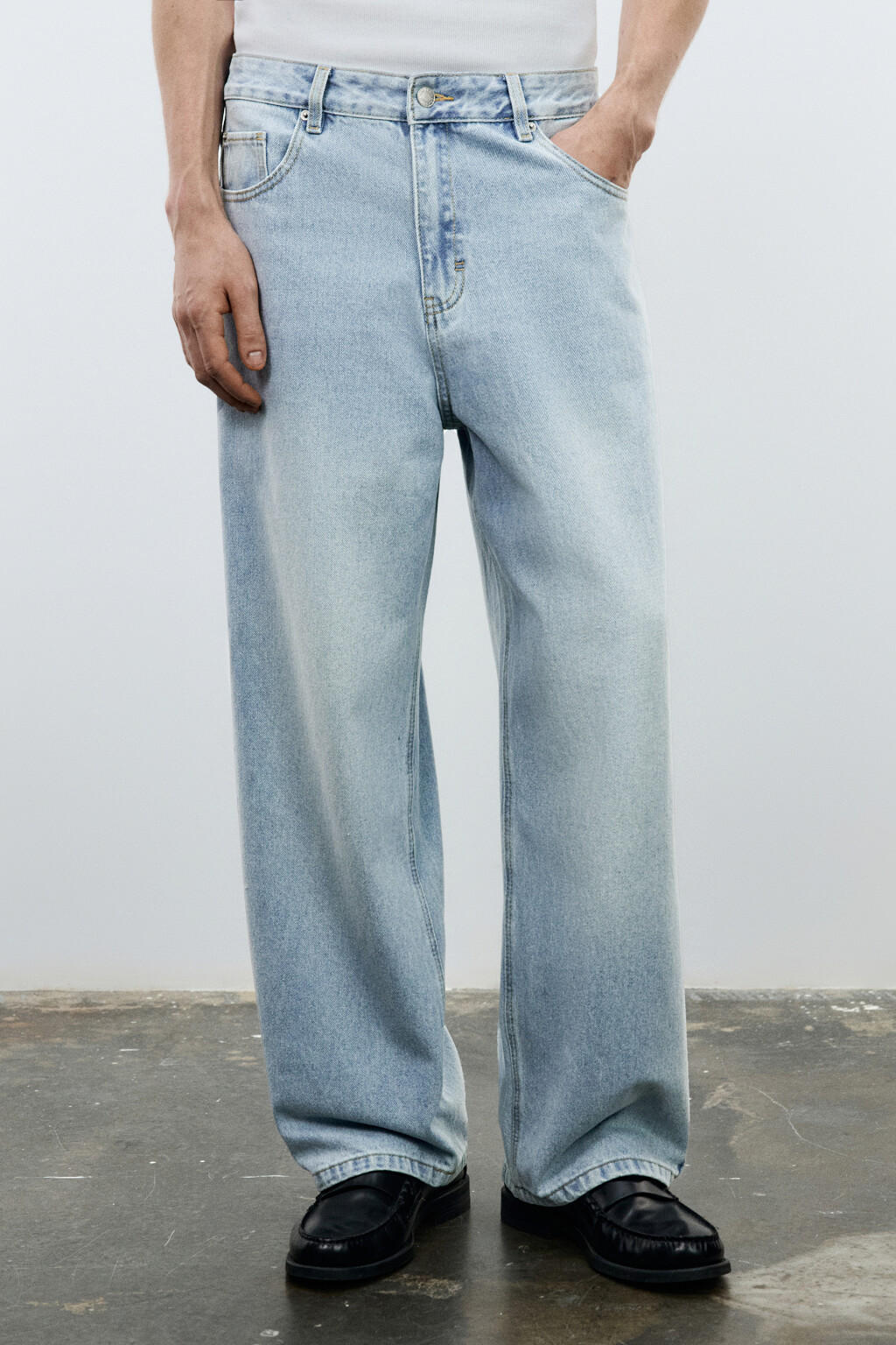 Джинсы широкие базовые - цвет голубой - 3