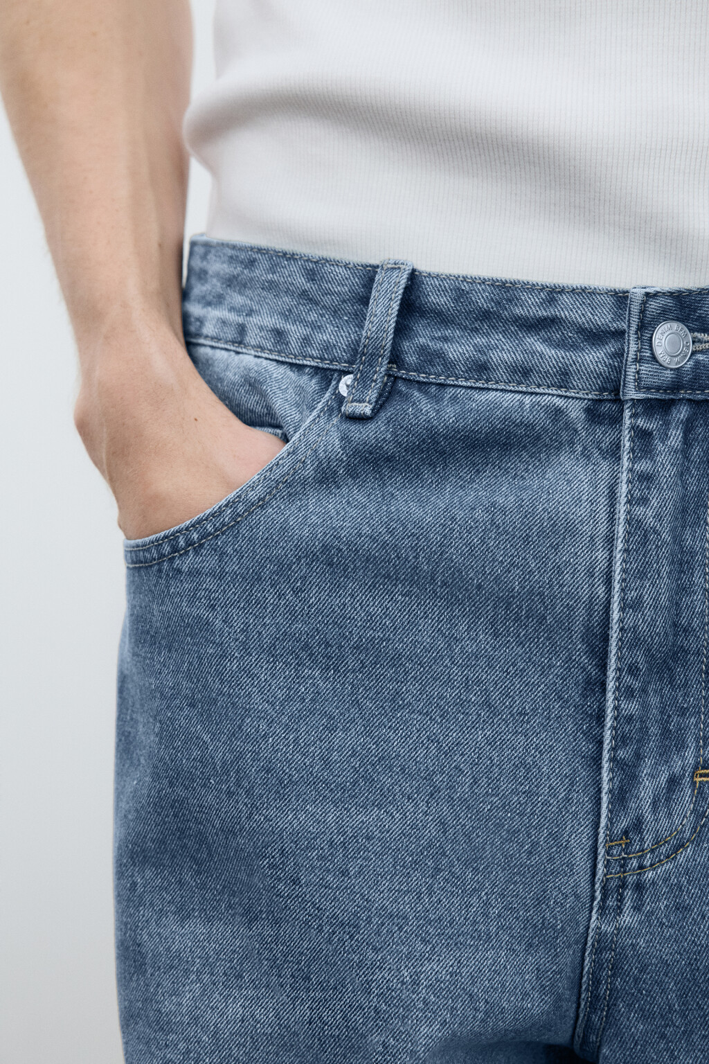 Джинсы широкие базовые - цвет голубой - 6