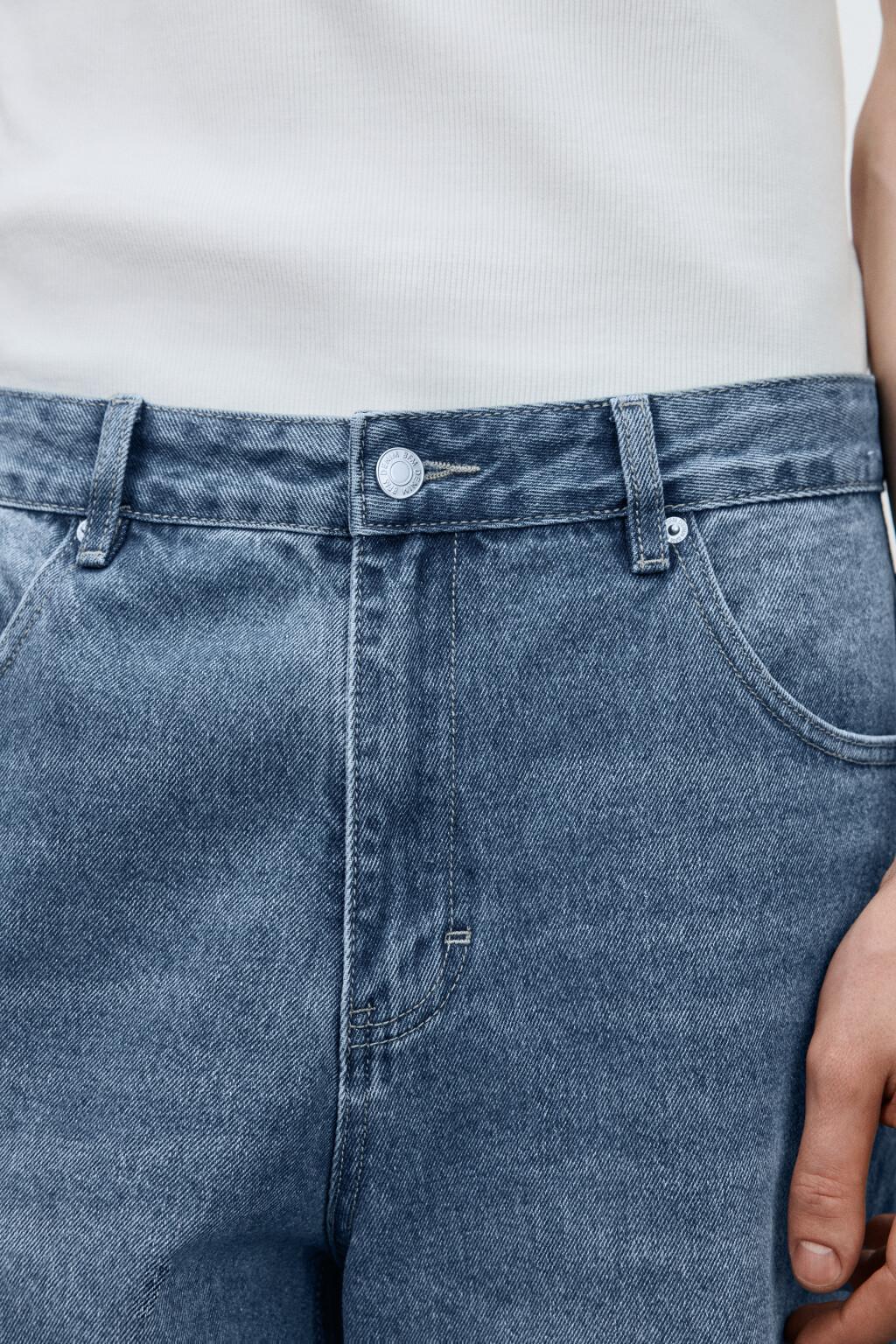 Джинсы широкие базовые - цвет голубой - 7