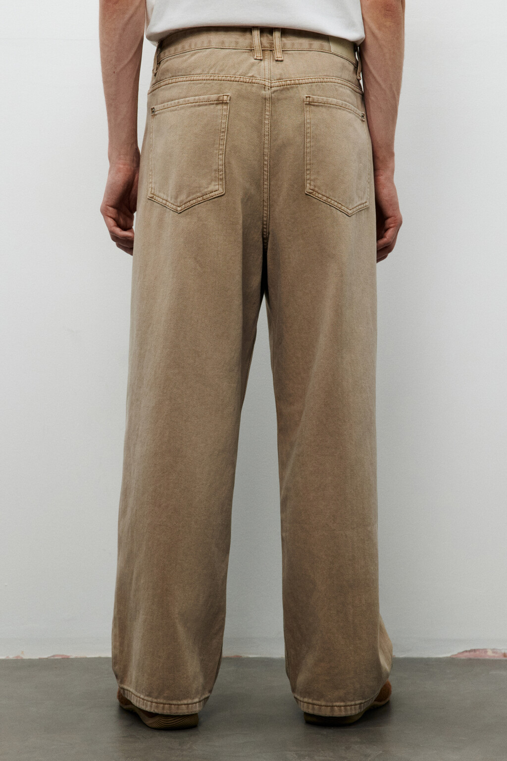 Джинсы широкие базовые - цвет бежевый - 4
