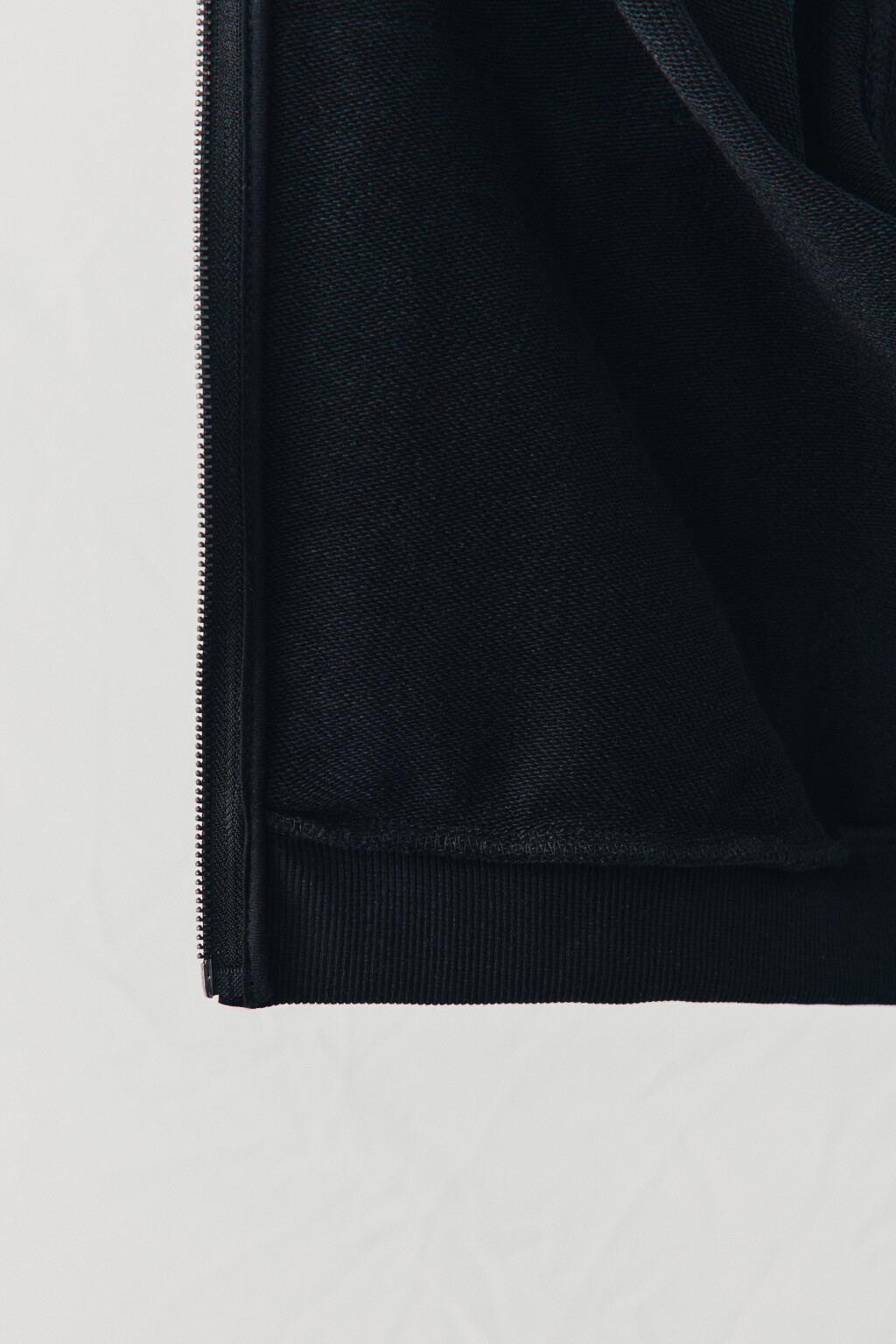Худи-зипка из футера с капюшоном - цвет черный - 8