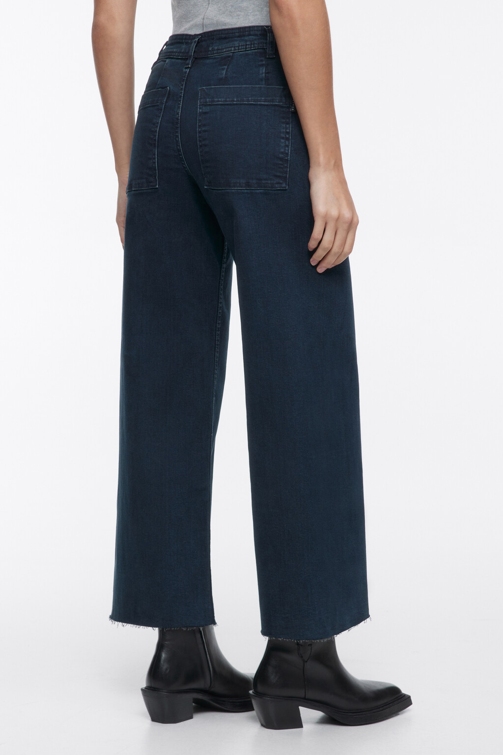 Джинсы-кюлоты Marin широкие с открытыми срезами - цвет синий - 4