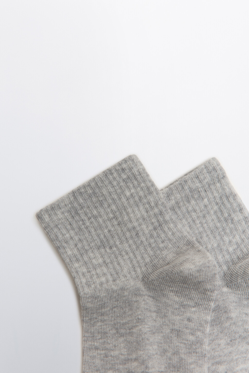 Носки высокие в рубчик базовые - цвет серый - 2