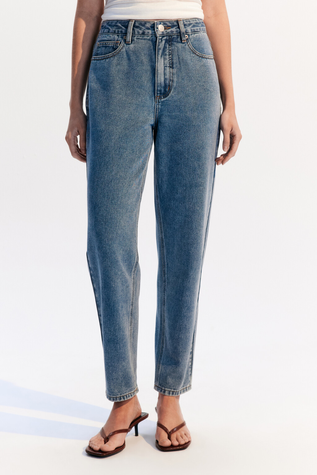 Джинсы mom fit с высокой посадкой - цвет голубой - 2