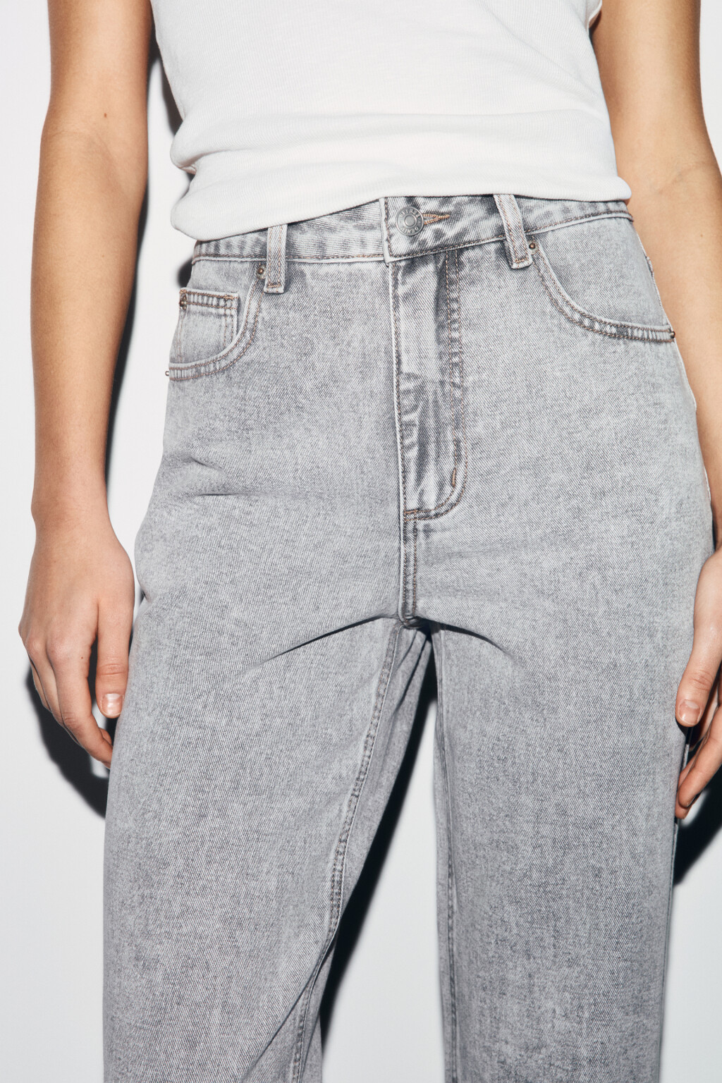 Джинсы mom fit с высокой посадкой - цвет серый - 5