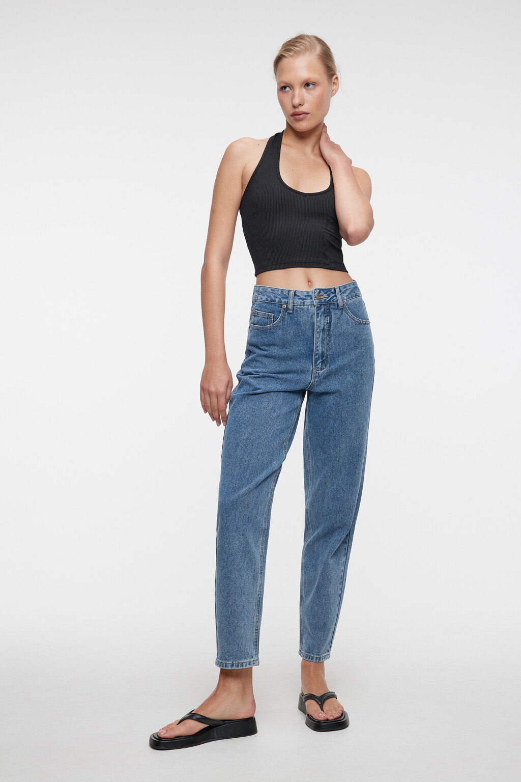 Джинсы MOM классические с высокой посадкой - цвет голубой - 4