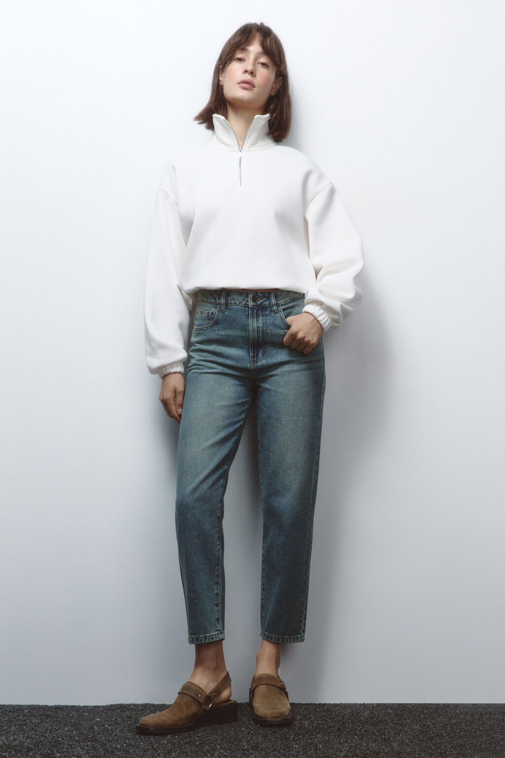 Джинсы mom fit укороченные с высокой посадкой - цвет темный тинт - 5