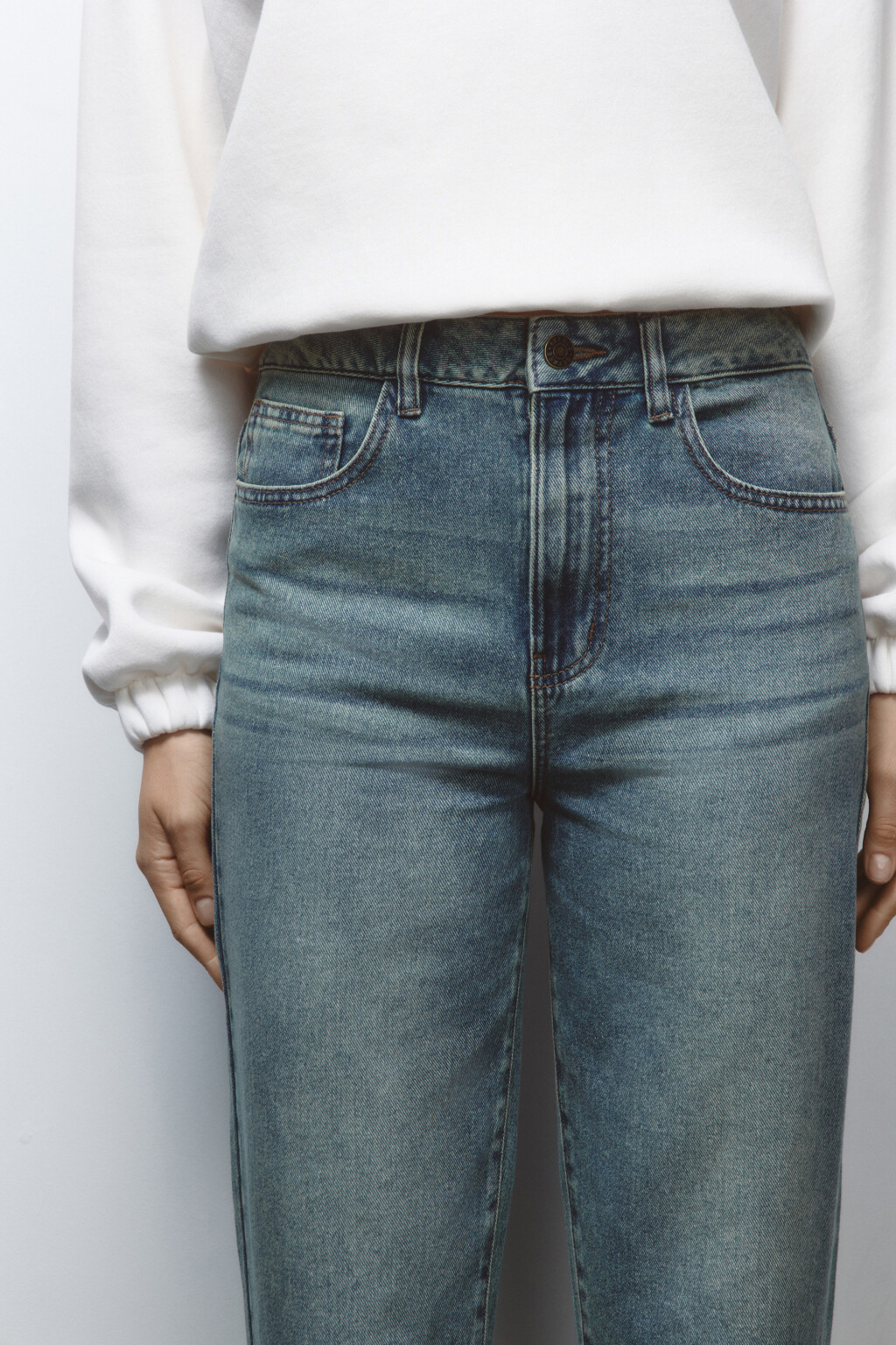 Джинсы mom fit укороченные с высокой посадкой - цвет темный тинт - 6
