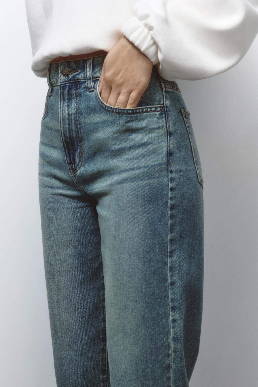 Джинсы mom fit укороченные с высокой посадкой - цвет темный тинт - 7