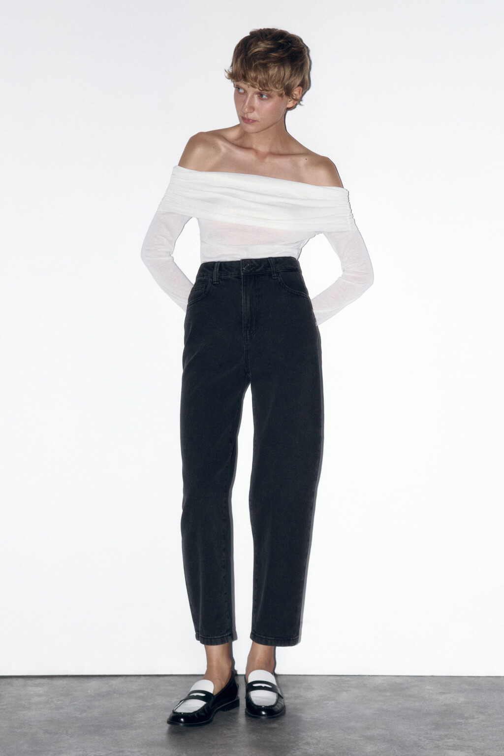 Джинсы mom fit укороченные с высокой посадкой - цвет серый - 5