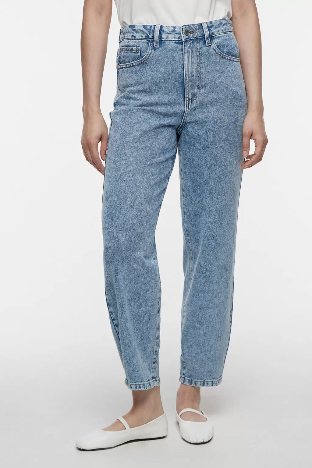 Mom cropped jeans hot sale