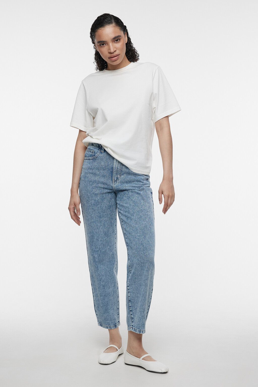 Джинсы mom's укороченные с высокой посадкой - цвет голубой - 4