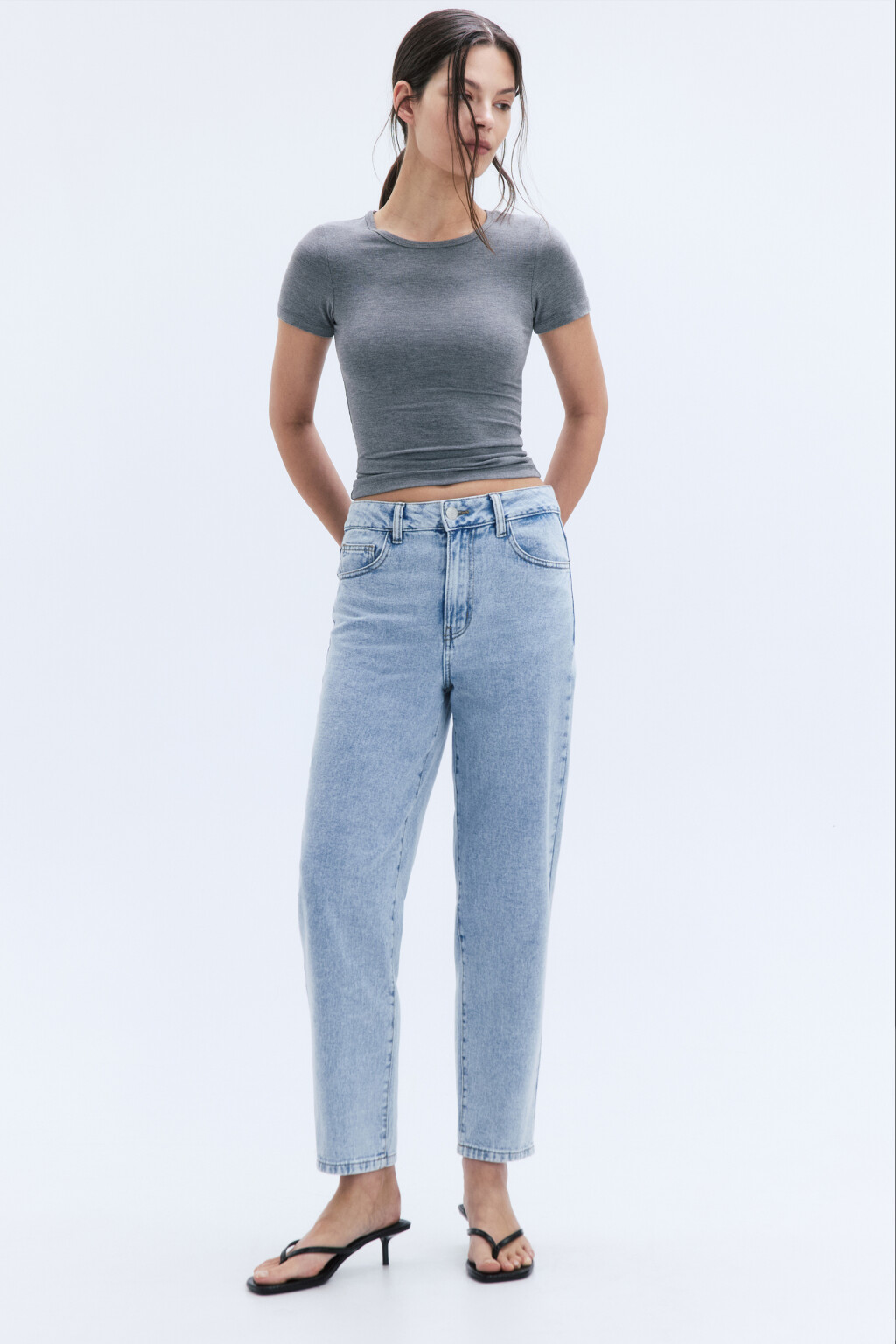 Джинсы mom fit укороченные с высокой посадкой - цвет голубой - 5