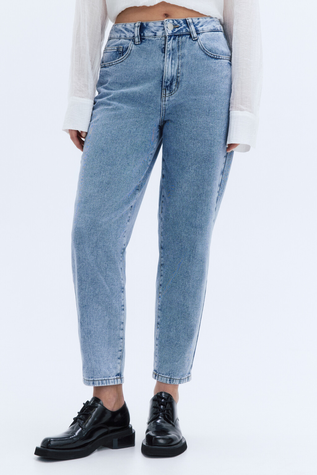 Джинсы mom fit укороченные с высокой посадкой - цвет голубой - 2
