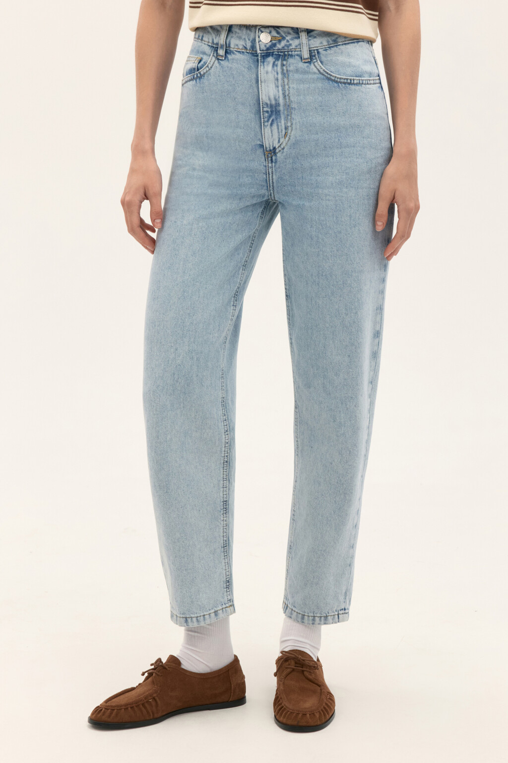 Джинсы mom укороченные с высокой посадкой - цвет голубой - 2