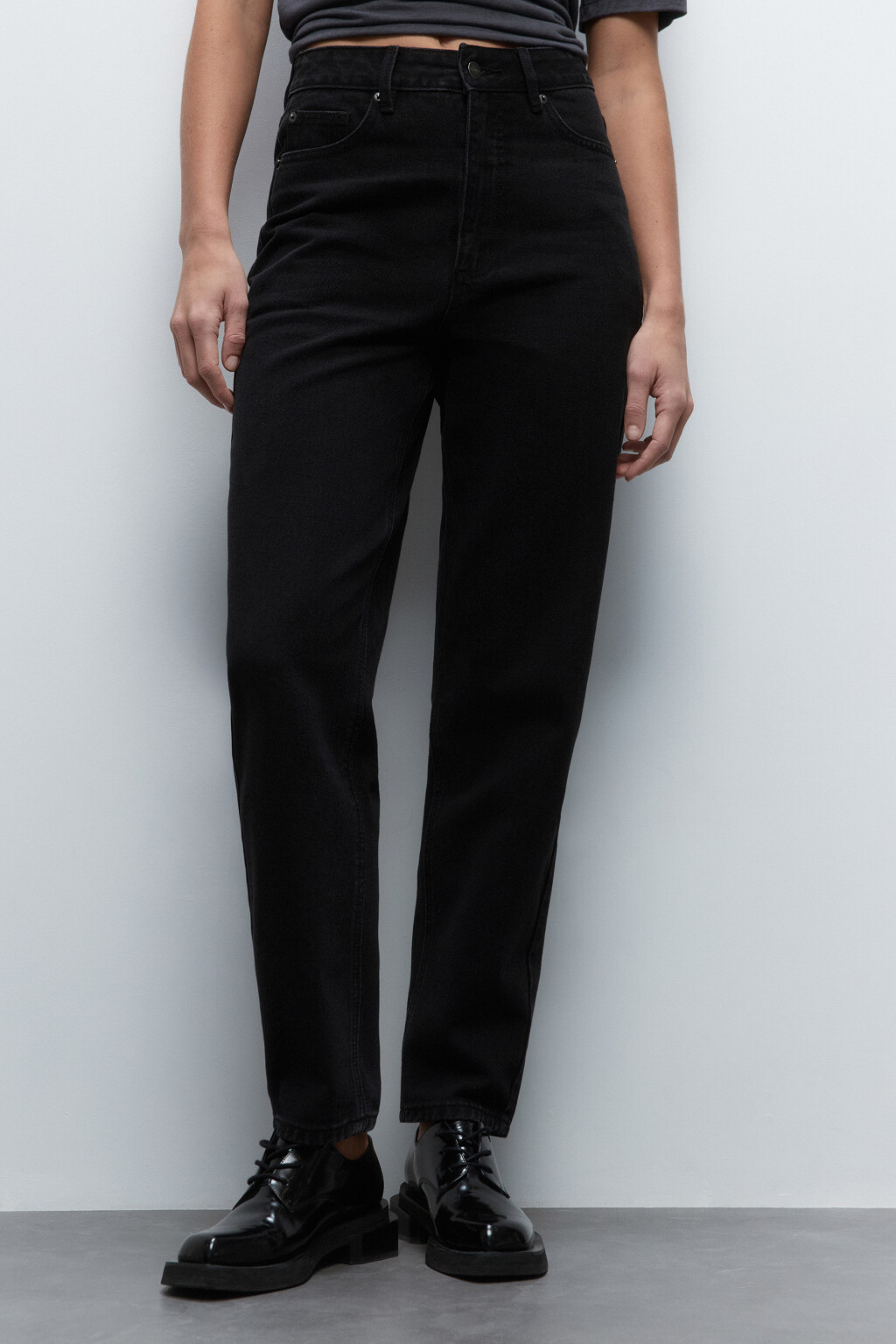 Джинсы MOM с высокой посадкой - цвет черный - 2