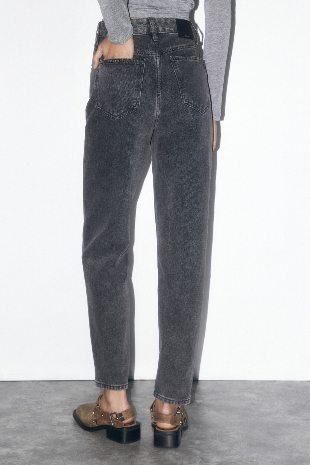 Джинсы mom fit с высокой посадкой - цвет серый - 3