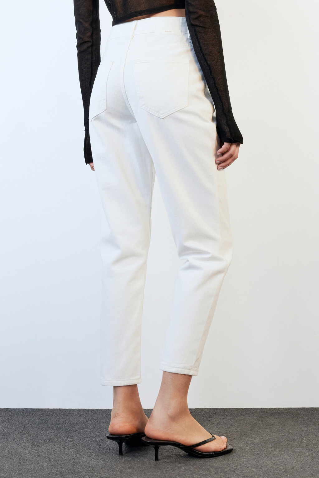 Джинсы mom fit с высокой посадкой - цвет белый - 4