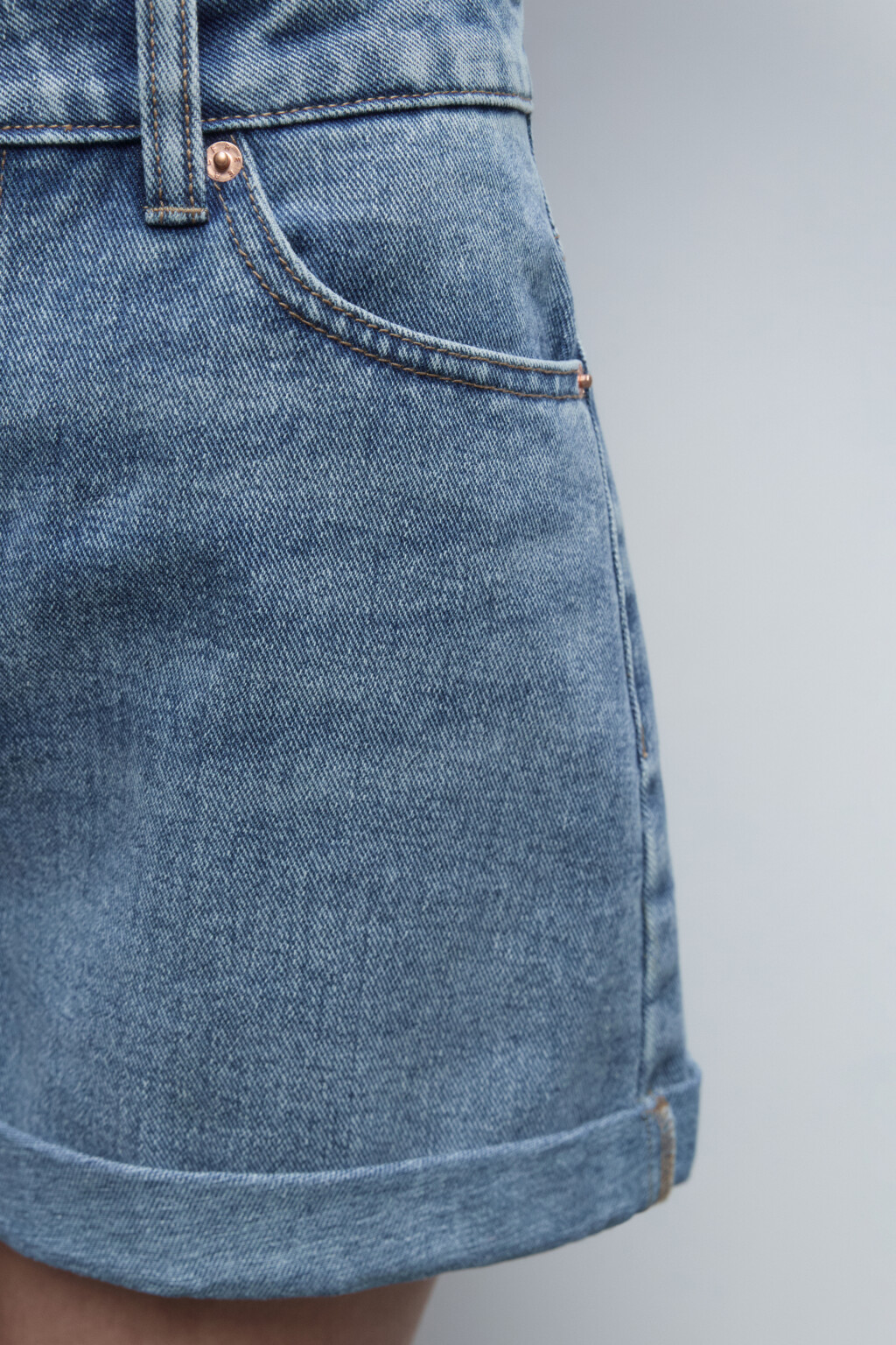 Шорты mom fit джинсовые с высокой посадкой - цвет голубой - 6