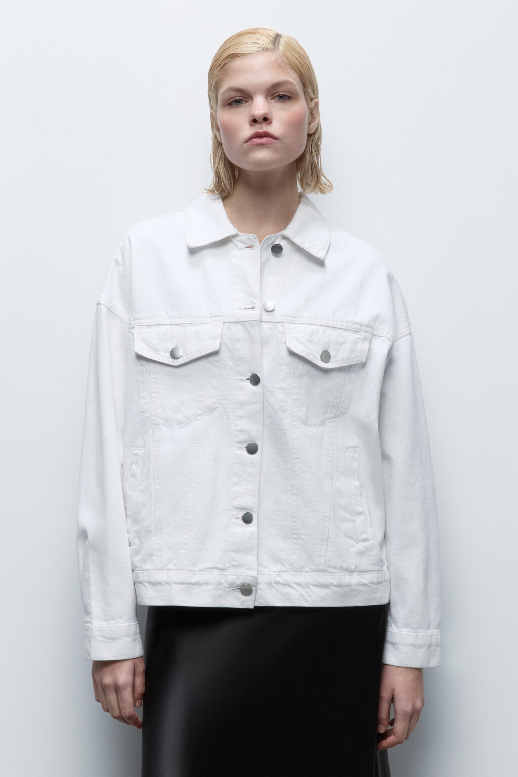 Куртка oversize джинсовая с карманами - цвет белый - 2